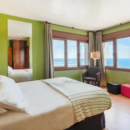 La Colina 호텔 4*