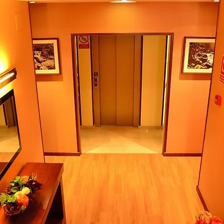 호텔 La Colina 4*
