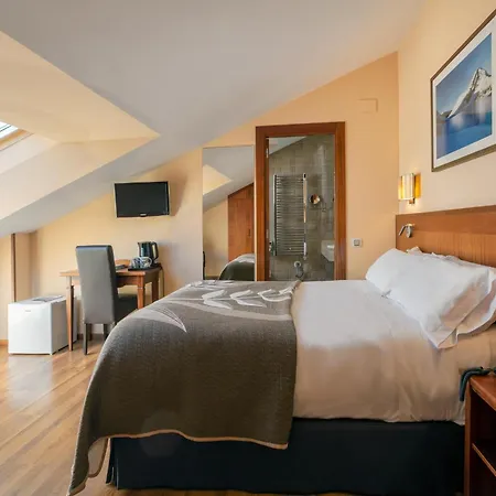 Hotel La Colina 4*