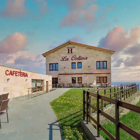 ホテル La Colina 4*