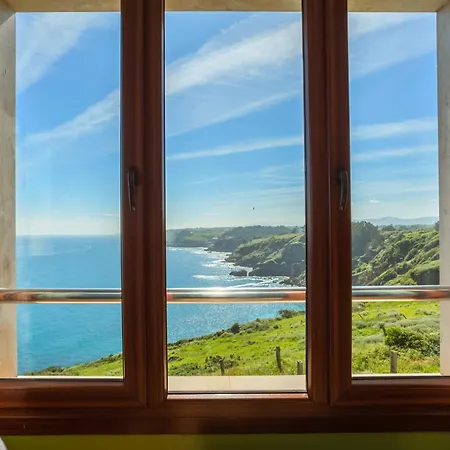 ホテル La Colina 4*