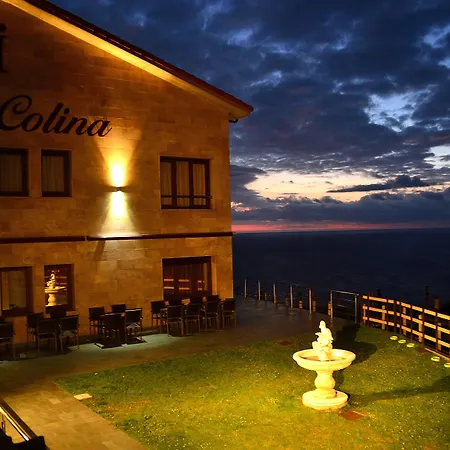 ホテル La Colina 4*